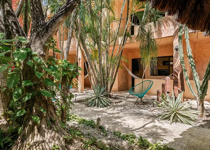 Barrio Latino Hotel