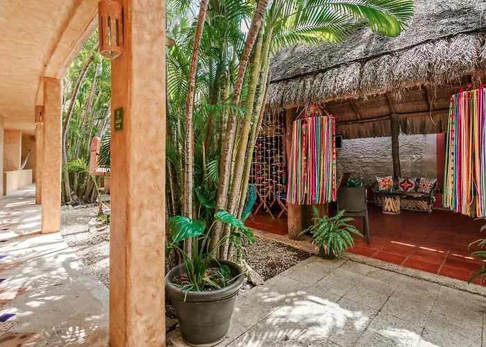Barrio Latino Hotel Playa del Carmen