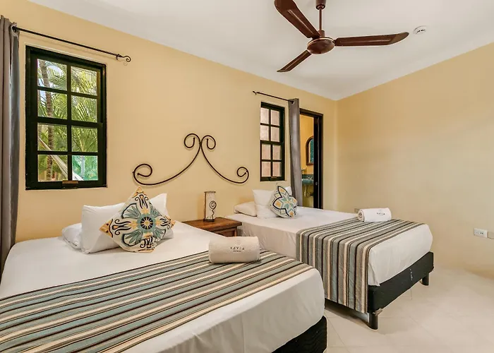 Barrio Latino Hotel 3*