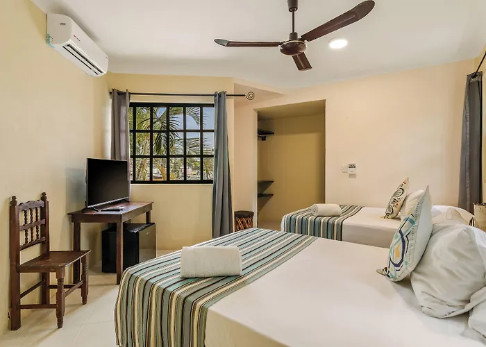 Barrio Latino Hotel 3*